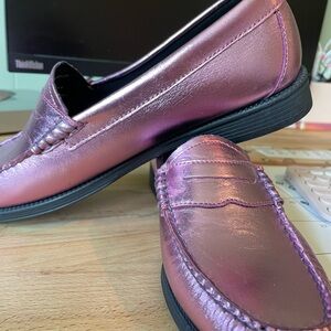 Pink leather Bass Weejuns loafers size 9.5